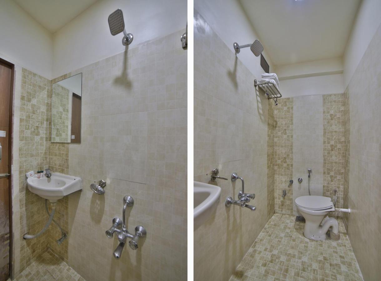 Oyo 41929 Hotel Loyal Residency Jamnagar Luaran gambar